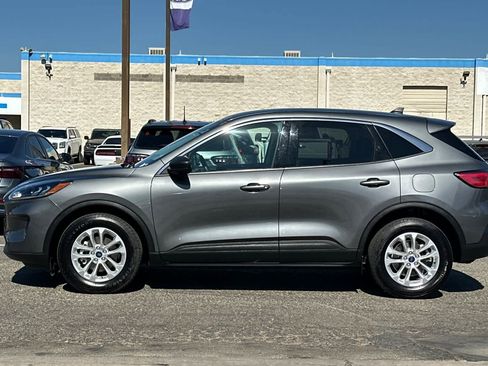 Used 2022 Ford Escape SE AWD/4WD image 6