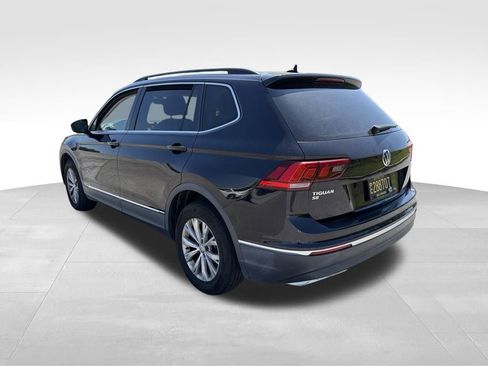 Used 2018 Volkswagen Tiguan SE FWD image 6