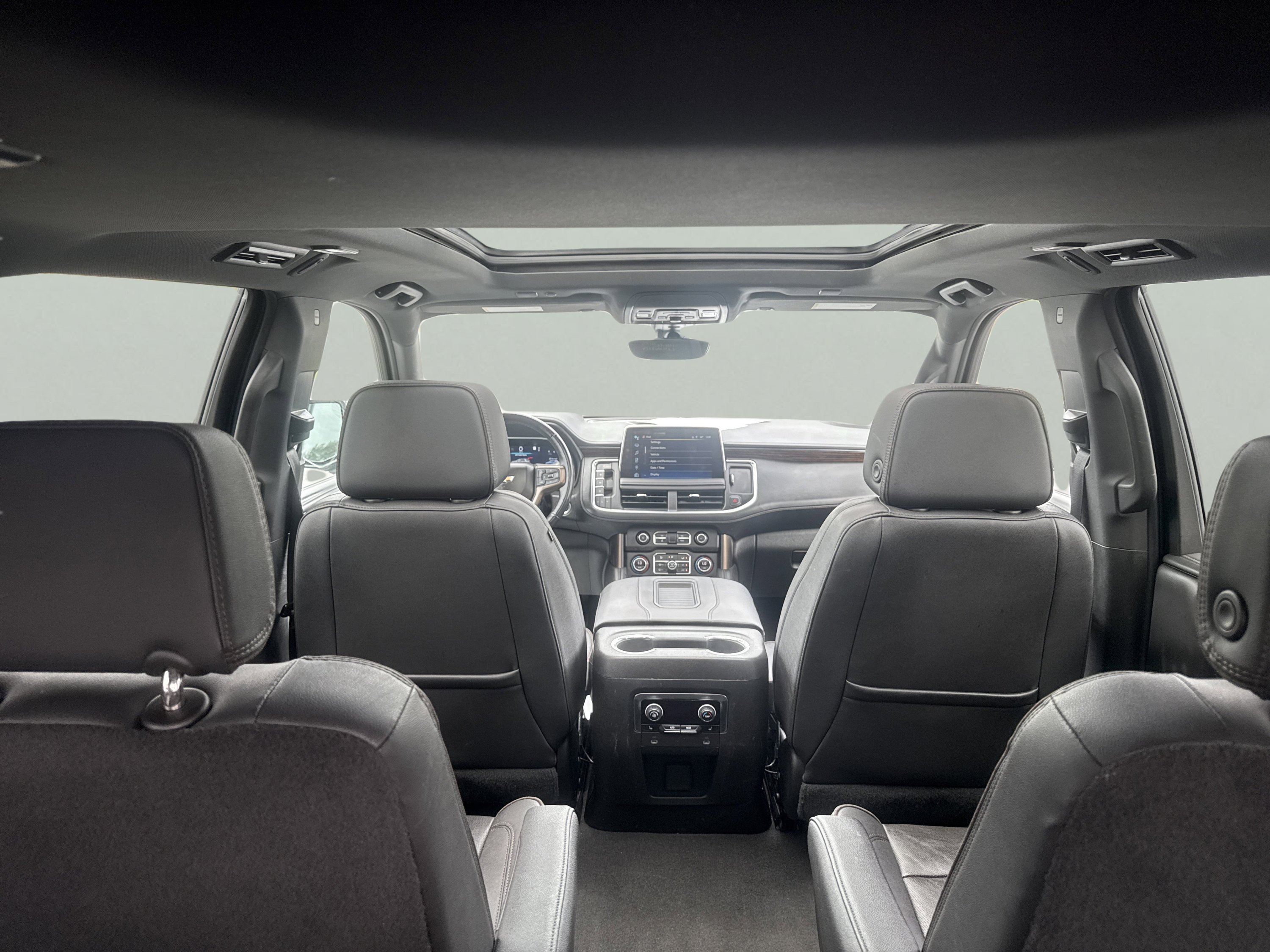 Used 2022 Chevrolet Tahoe High Country AWD/4WD image 14