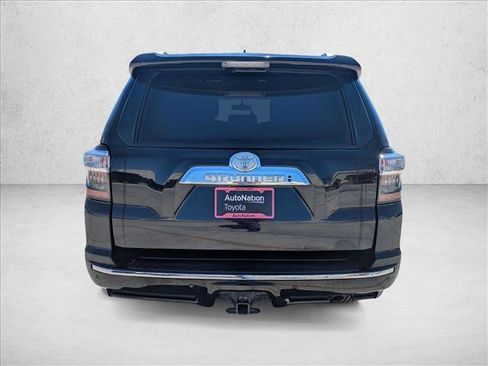 Used 2015 Toyota 4Runner Limited AWD/4WD image 7