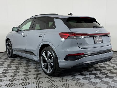 Used 2024 Audi Q4 e-tron Premium Plus w/ Premium Plus image 3