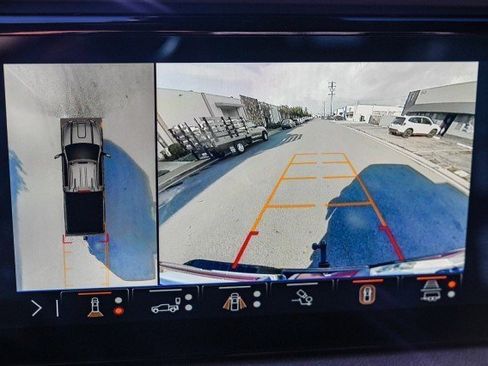 Used 2024 GMC Sierra 2500 AT4 w/ AT4 Premium Plus Package image 30