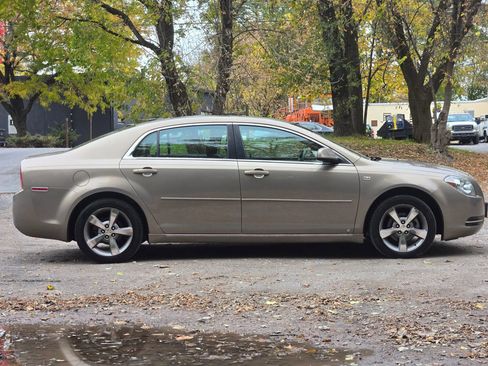Used 2008 Chevrolet Malibu LT w/ Premium Audio Package image 4