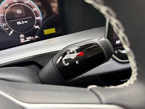 New 2026 Volkswagen Tiguan SE image 16