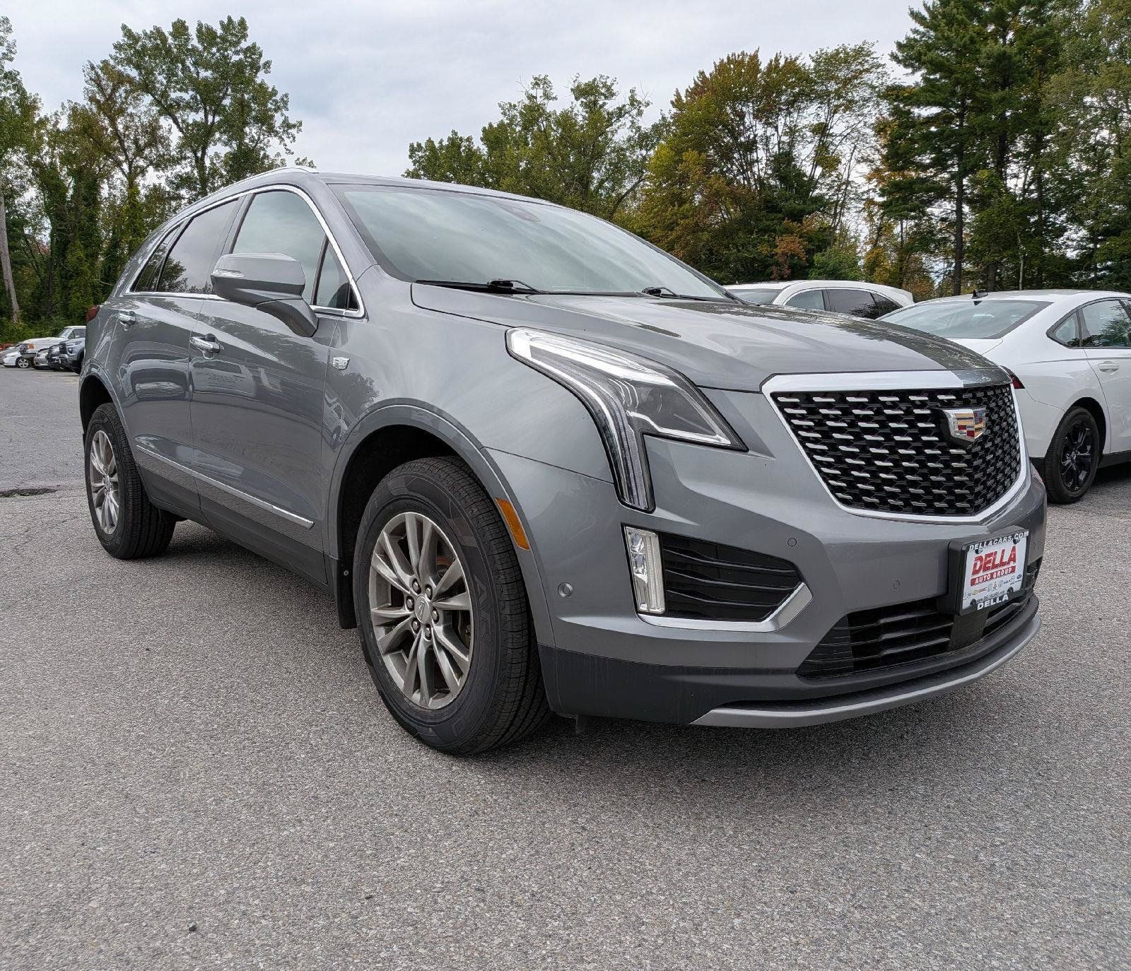 Certified 2022 Cadillac XT5 Premium Luxury w/ Technology Package AWD/4WD image 4