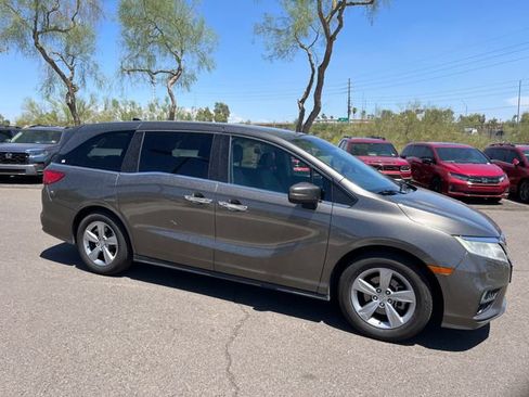 Used 2018 Honda Odyssey EX-L image 6