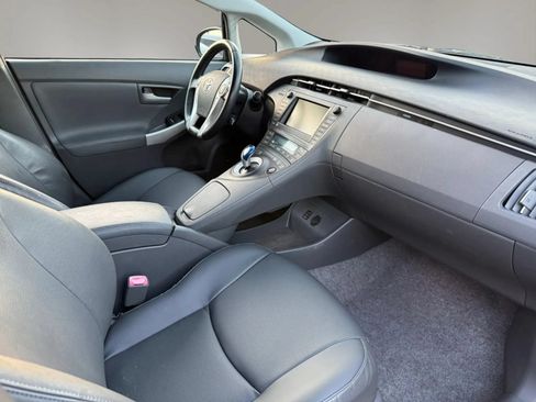 Used 2010 Toyota Prius One FWD image 18