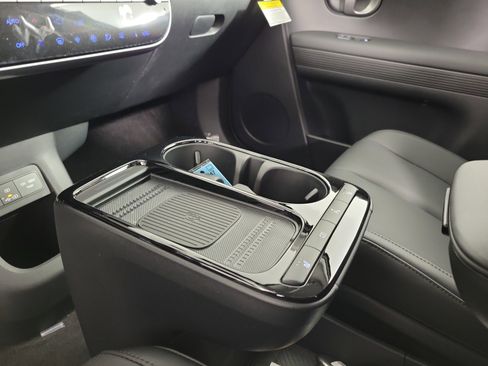 New 2026 Hyundai Ioniq 5 SEL image 19