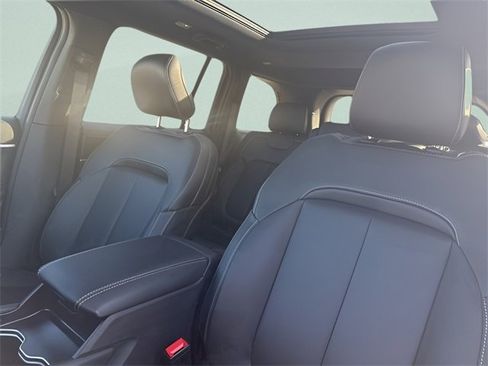 New 2025 Jeep Grand Cherokee Limited image 21