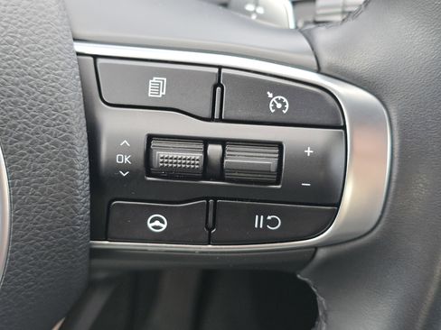 Used 2023 Kia K5 GT image 17