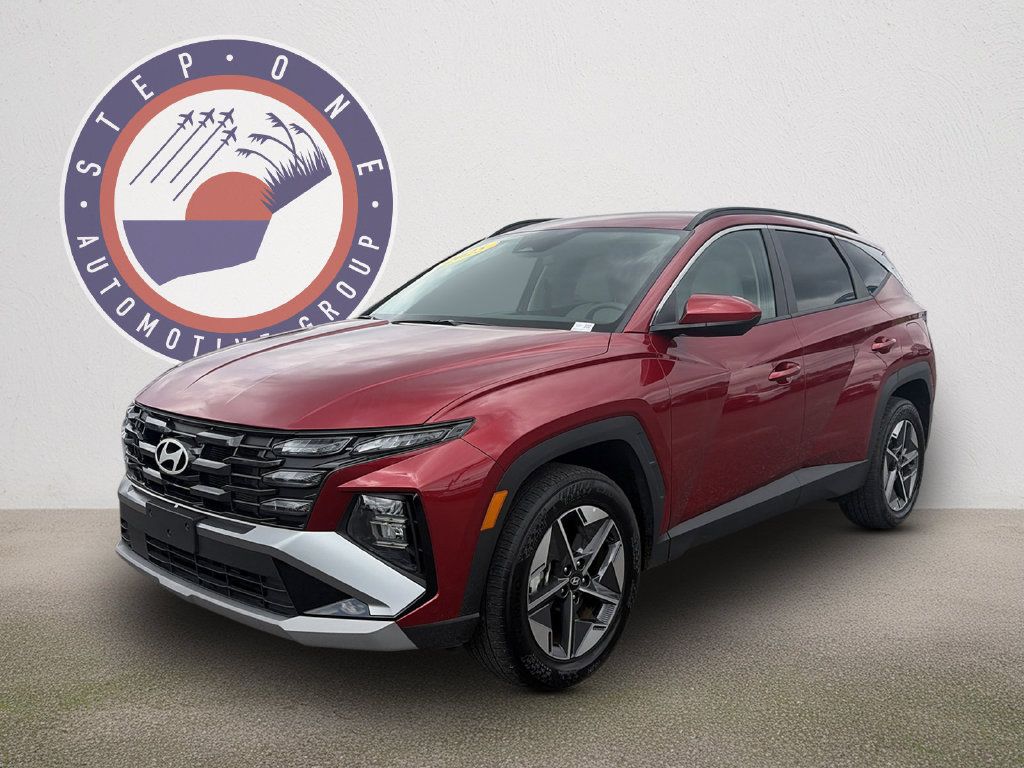 Used 2025 Hyundai Tucson SEL AWD/4WD image 2