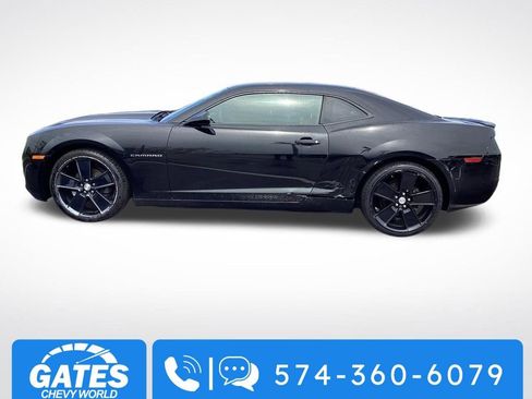 Used 2013 Chevrolet Camaro LS RWD image 6