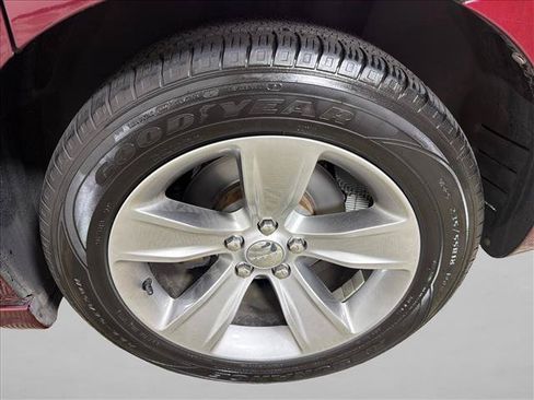 Used 2017 Dodge Charger SXT RWD image 19