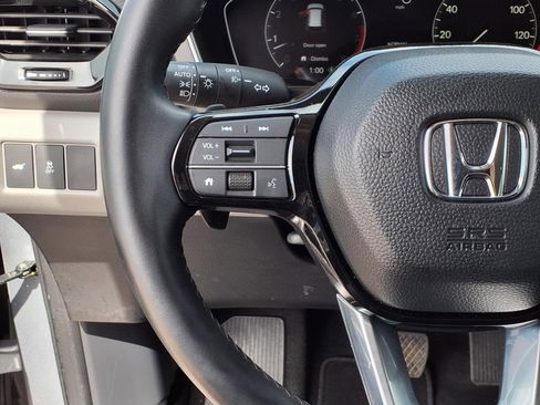 Used 2023 Honda Pilot EX-L image 24