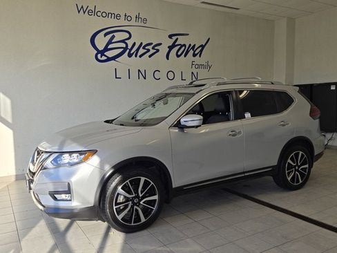 Used 2019 Nissan Rogue SL w/ Premium Package image 1