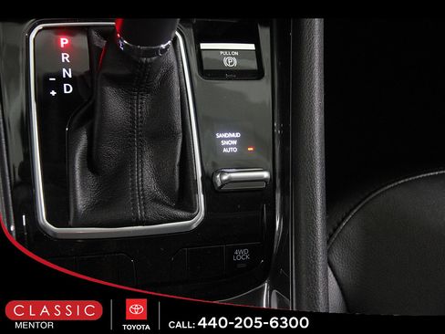 Used 2022 Jeep Compass Latitude w/ Sun and Sound Group AWD/4WD image 16