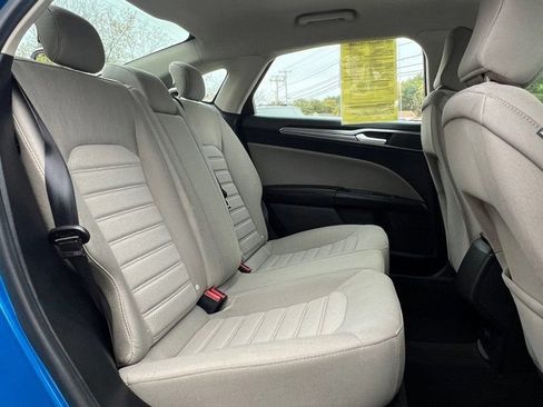 Used 2020 Ford Fusion S FWD image 11