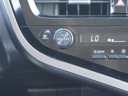 Used 2024 Toyota Camry SE image 25