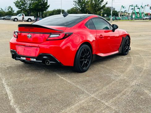 Used 2022 Toyota GR86 w/ ALL Weather Mat Package (TMS) RWD image 7