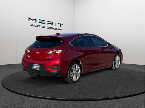 Used 2018 Chevrolet Cruze Premier w/ RS Package image 9