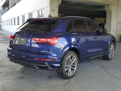 Used 2022 Audi Q3 2.0T Premium Plus w/ Premium Plus Package AWD/4WD image 2