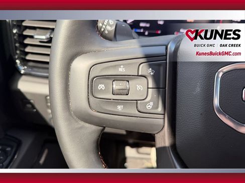 Used 2026 GMC Sierra 1500 AT4 w/ AT4 Premium Package AWD/4WD image 17