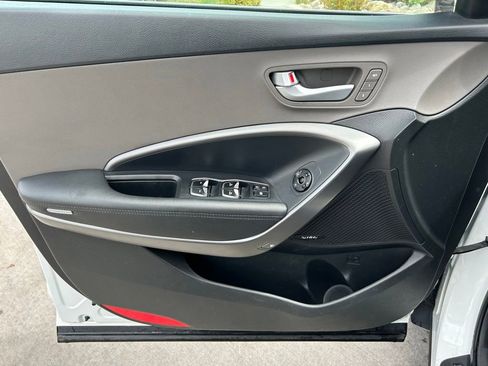 Used 2018 Hyundai Santa Fe Sport AWD/4WD image 9