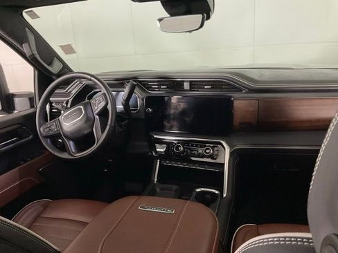 Used 2025 GMC Sierra 2500 Denali Ultimate image 33