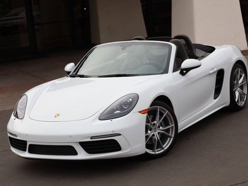 Used 2019 Porsche 718 Boxster image 1