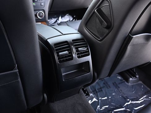 Used 2014 Mercedes-Benz GLK 350 2WD image 20