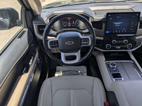 Used 2024 Ford Expedition Max Limited RWD image 16