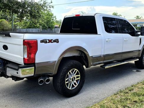 Used 2019 Ford F250 Lariat w/ Lariat Value Package AWD/4WD image 12