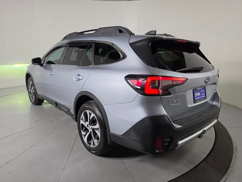 Used 2020 Subaru Outback Limited XT w/ Popular Package #2 AWD/4WD image 3