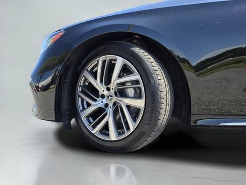 Used 2025 Mercedes-Benz E 350 4MATIC Sedan image 40