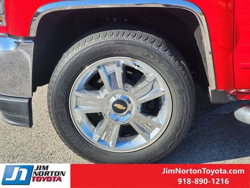 Used 2018 Chevrolet Silverado 1500 LT w/ Texas Edition image 14