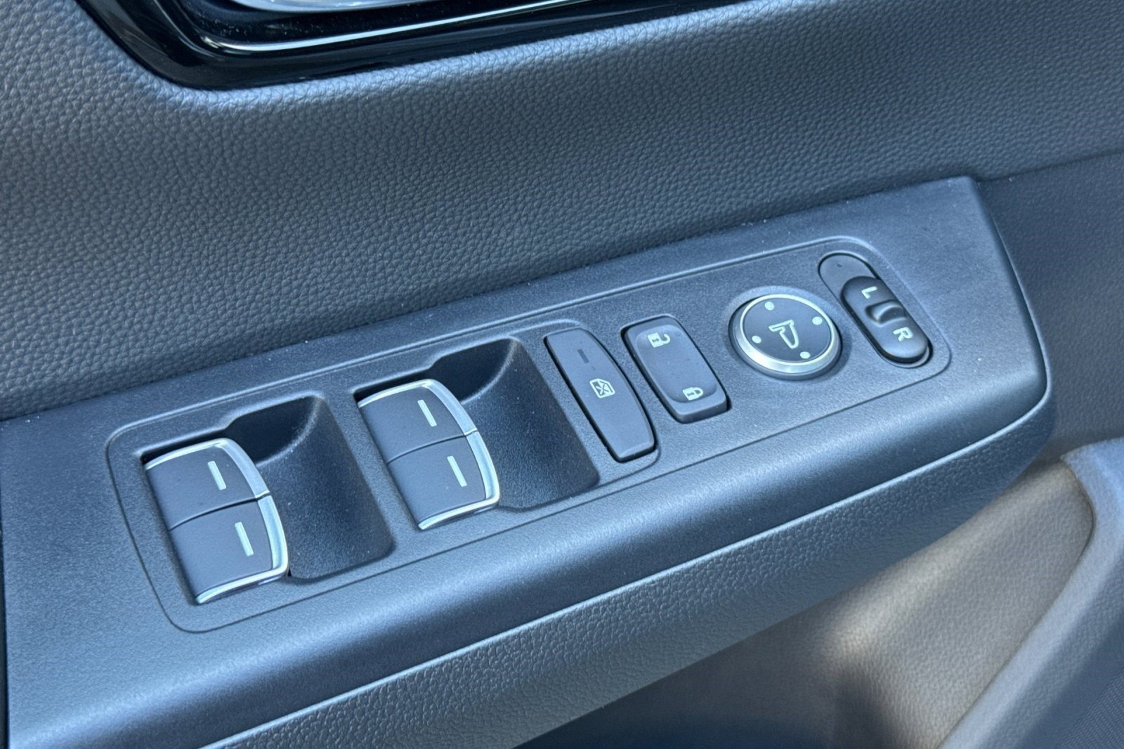 Used 2026 Honda CR-V Sport Touring image 14