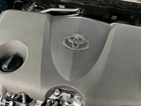 Used 2025 Toyota Camry XSE FWD image 30