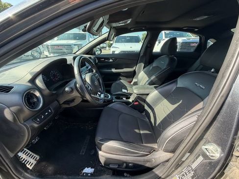 Used 2021 Kia Forte GT-Line w/ GT-Line Premium Package FWD image 10