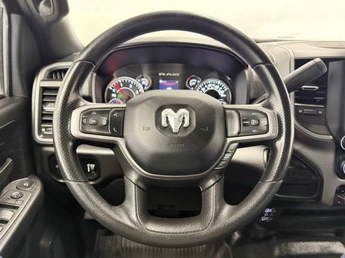 Used 2024 RAM 2500 Tradesman w/ Chrome Appearance Group image 32