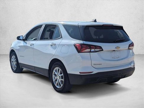 Used 2022 Chevrolet Equinox LS image 7