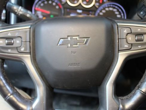 Used 2021 Chevrolet Silverado 1500 LT Trail Boss w/ Convenience Package II AWD/4WD image 21