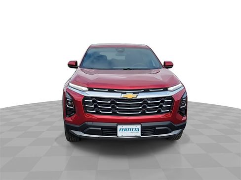 New 2026 Chevrolet Equinox LT image 3