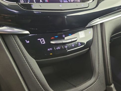 Used 2020 Cadillac XT6 Premium Luxury image 29