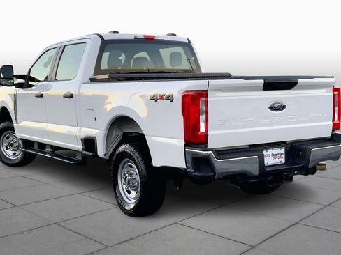 Used 2025 Ford F250 XL w/ XL Chrome Package image 11