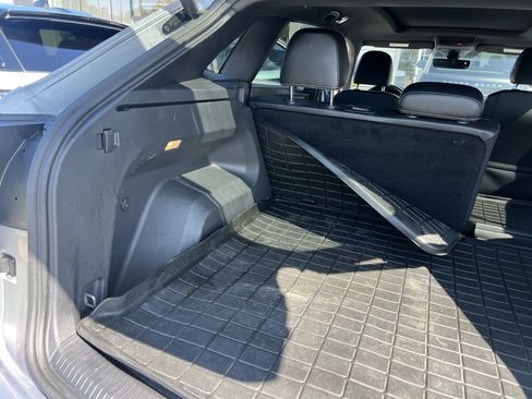 Used 2022 Volkswagen Atlas Cross Sport SEL R-Line AWD/4WD image 35