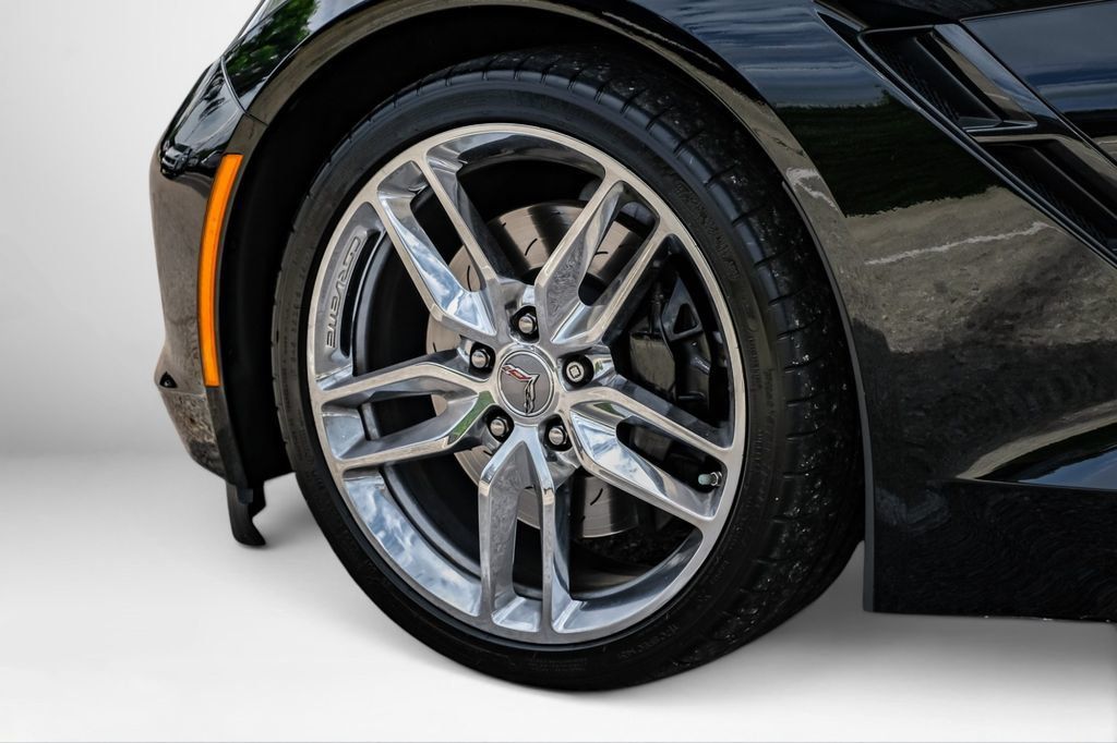 Used 2018 Chevrolet Corvette Stingray Convertible Z51 2LT RWD image 53