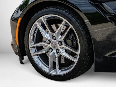 Used 2018 Chevrolet Corvette Stingray Convertible Z51 2LT RWD image 53