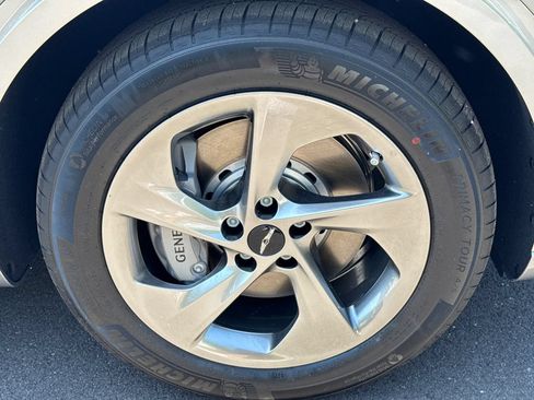 New 2026 Genesis GV70 2.5T Select AWD/4WD image 14
