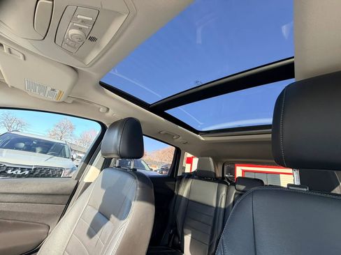 Used 2013 Ford Escape SEL image 21