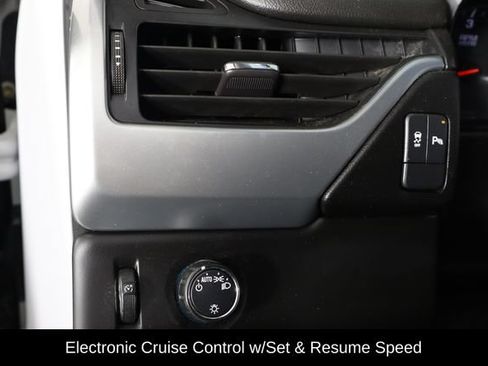 Used 2017 Chevrolet Tahoe 2WD image 14